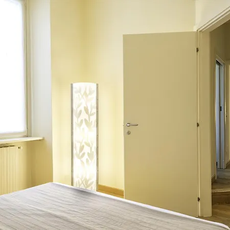 Porta Venezia - Rentclass - Catone * Milan