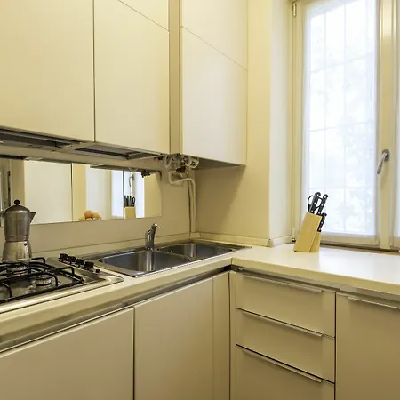 Apartment Porta Venezia - Rentclass - Catone Milan